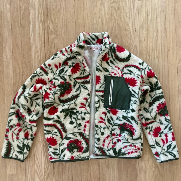 🎄Bailey Rose Green & Red Floral Patterned White Fuzzy Jacket Christmas Festive - Picture 3 of 14